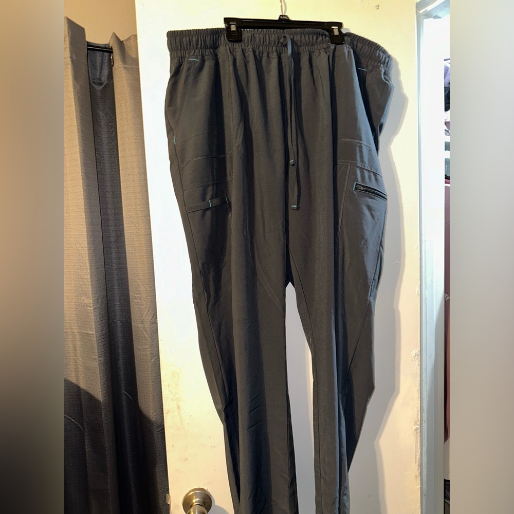 Grey work scrubs